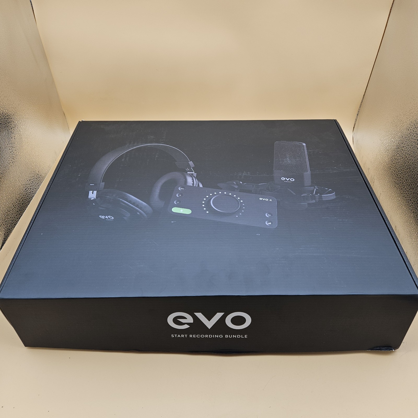 Audient EVO Studio Recording Bundle USB Microphone Headphones New Open Box Audient EVO Studio Recording Bundle USB Microphone Headphones New Open Box