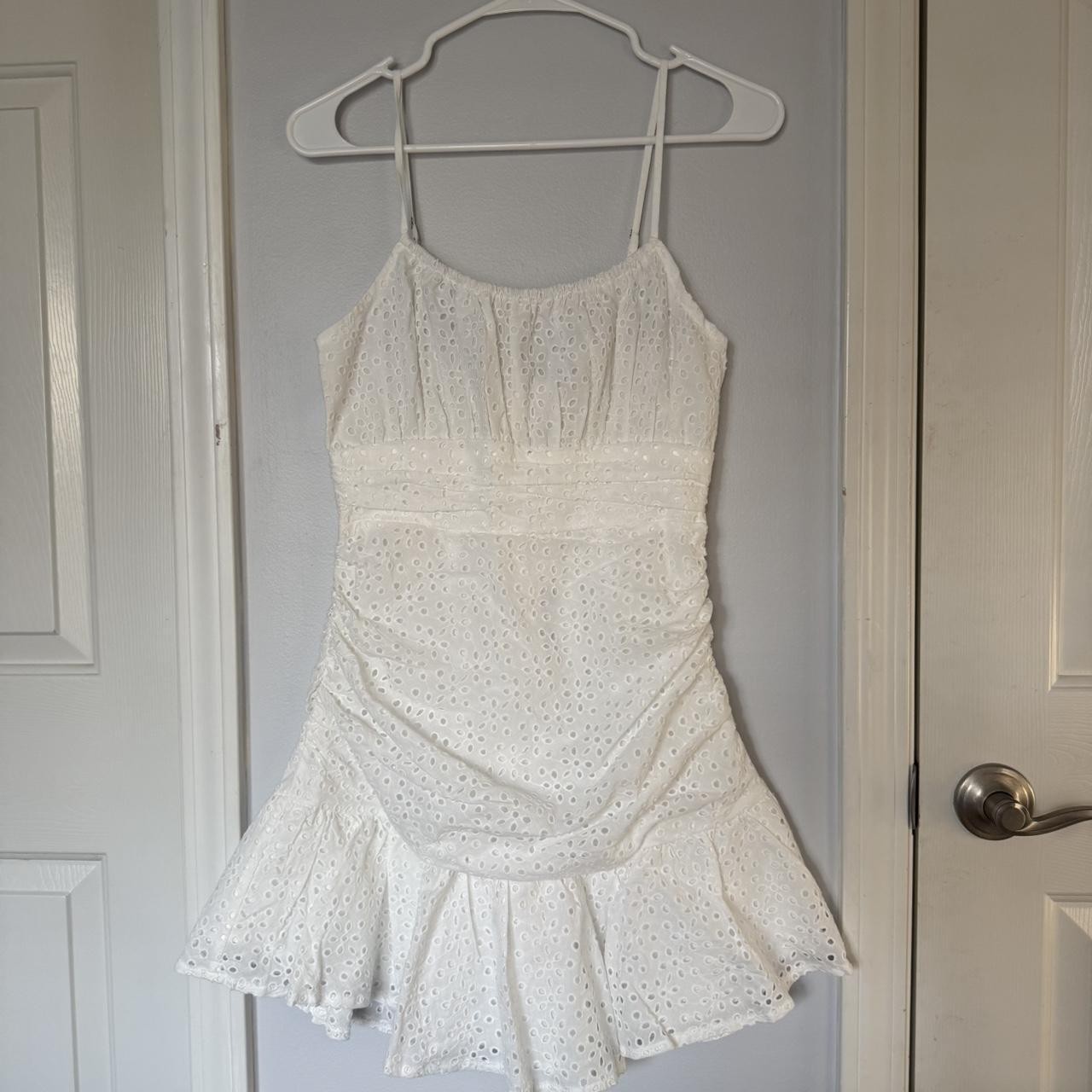 White Dresses M White Dresses M