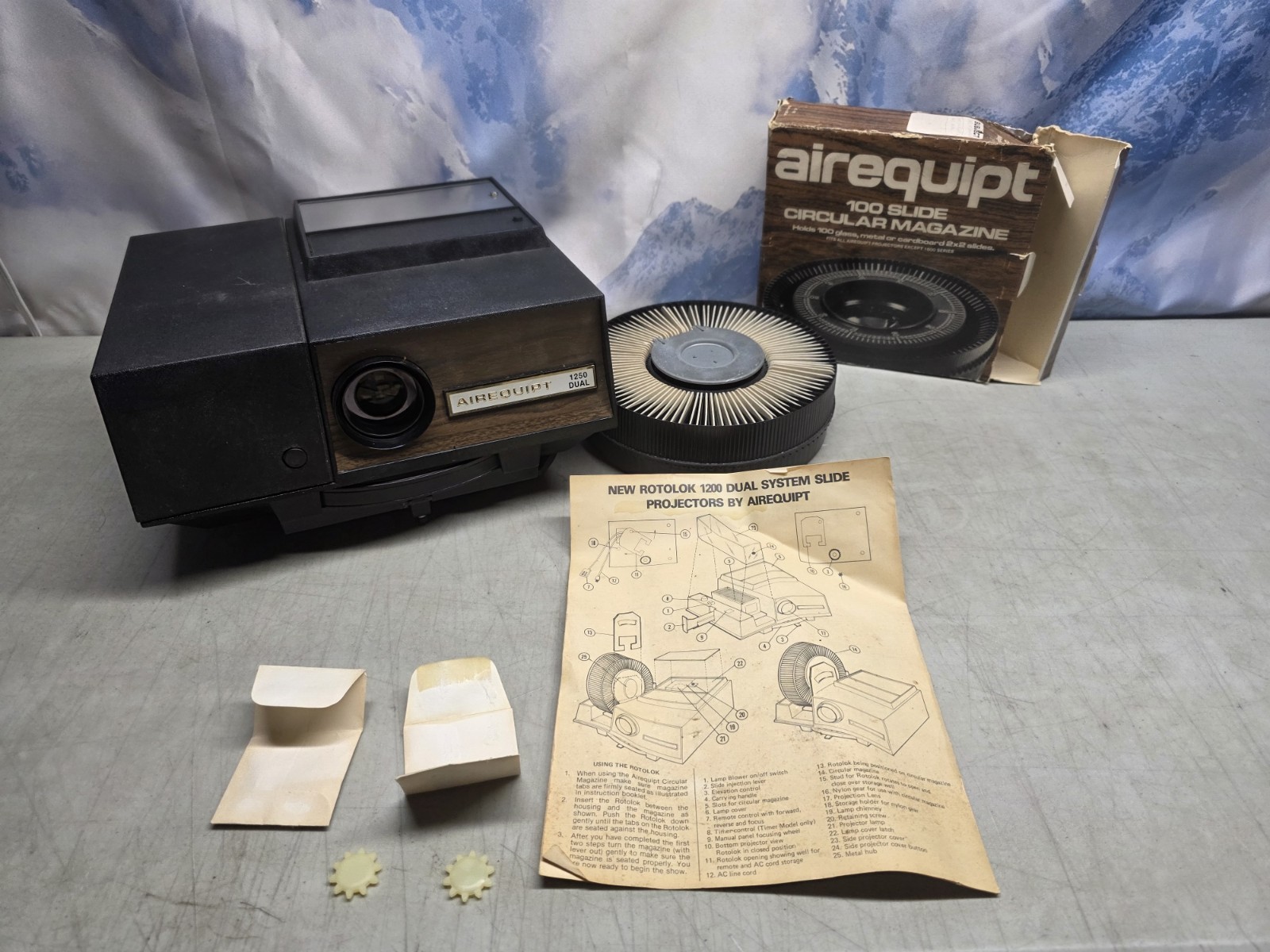 🔥 Airequipt 1250 Slide Projector w/ Rotolok Tray Box Manual + 100 Vtg Slides 