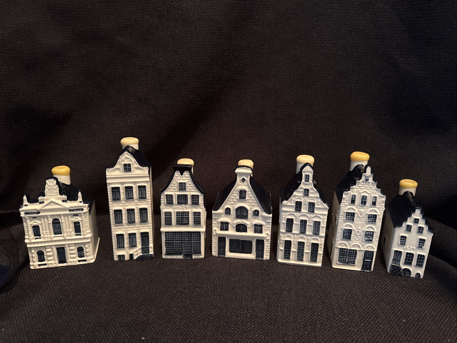 Lot 7 KLM BOLS Blue Delft Amsterdam Canal House #2, 11, 25, 32,58, 66 And 86