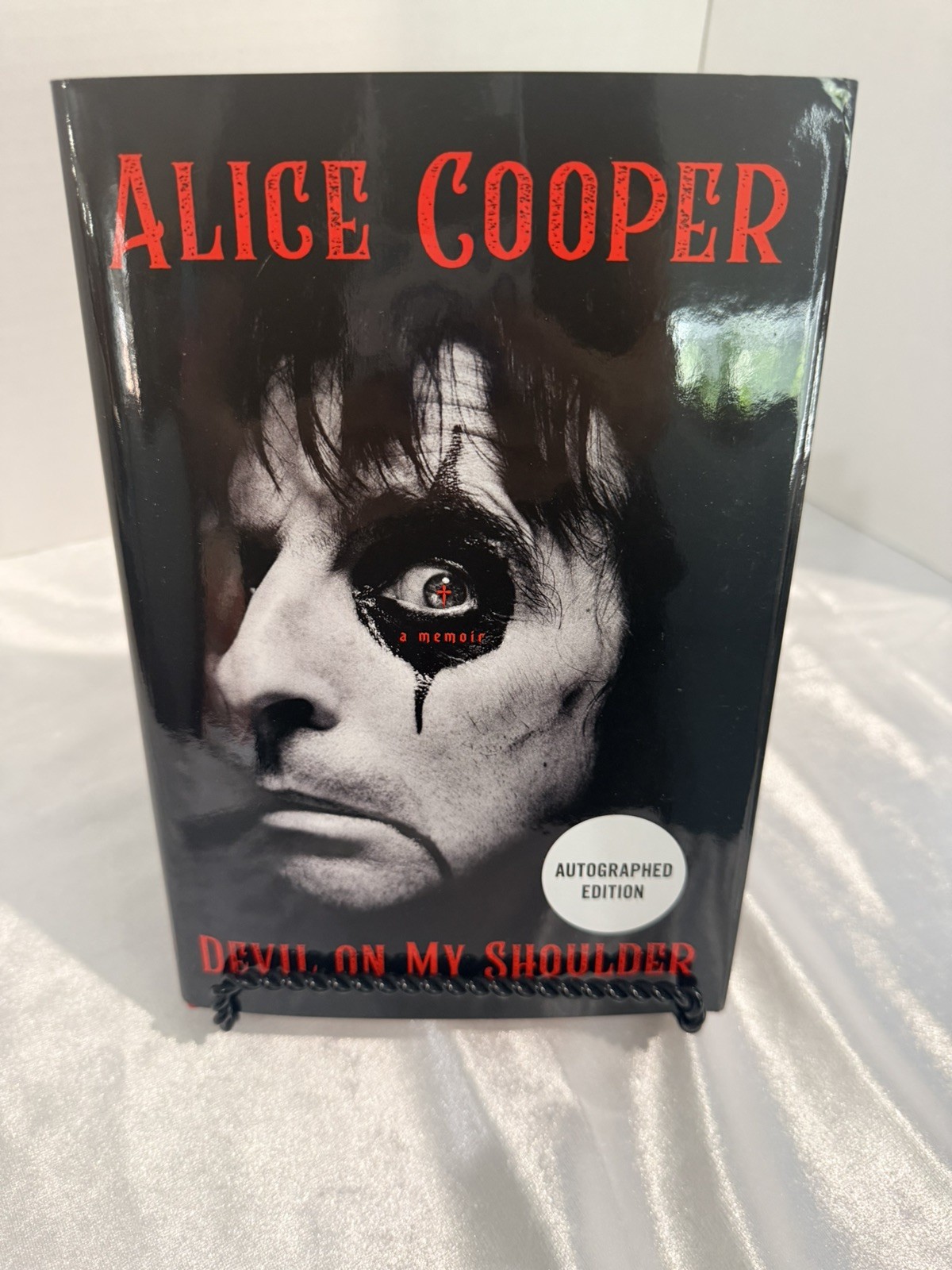 Devil on My Shoulder by Alice Cooper (2026 Hardcover) SIGNED FIRST EDITION Devil on My Shoulder by Alice Cooper (2026 Hardcover) SIGNED FIRST EDITION