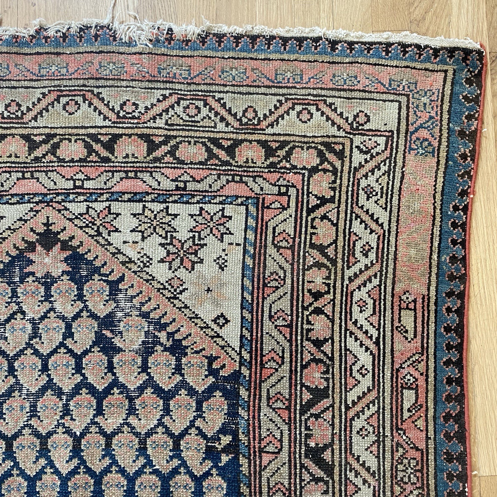 Vintage Rug 4' x 7' 1 Blue Hand Knotted Wool Oriental Rug Vintage Rug 4' x 7' 1 Blue Hand Knotted Wool Oriental Rug