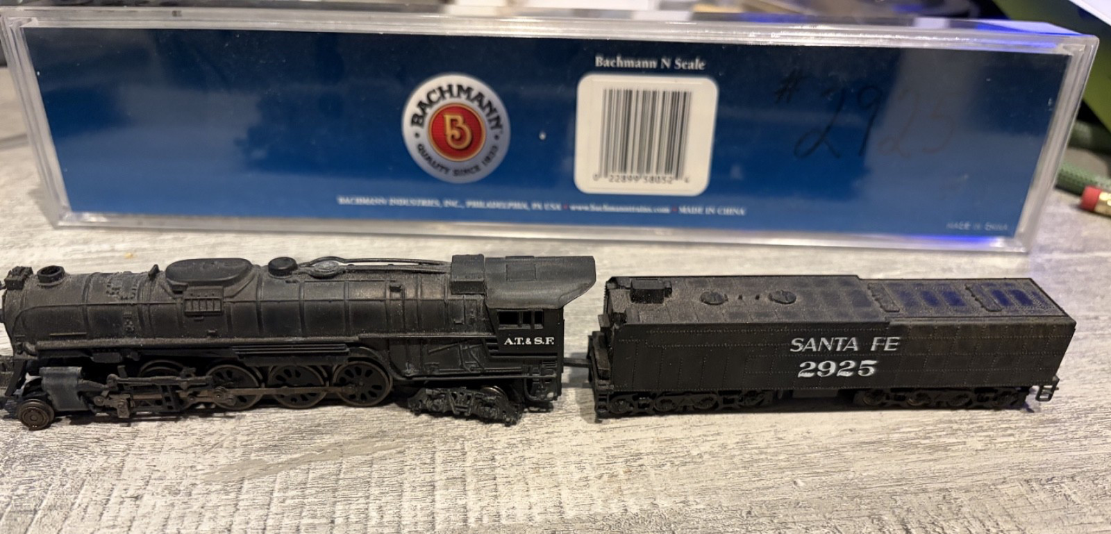 Bachmann Northern 4-8-4 AT&SF 2925 Steam Locomotive Santa Fe & 52’ Tender Bachmann Northern 4-8-4 AT&SF 2925 Steam Locomotive Santa Fe & 52’ Tender