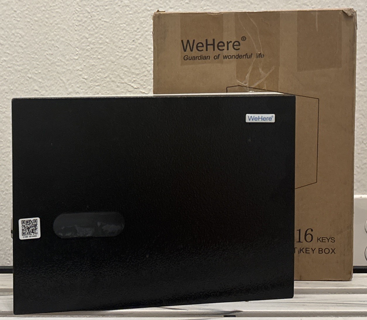 WeHere 16 Key Lock Box Wall Mount Combination Safe Black/White w/Tags