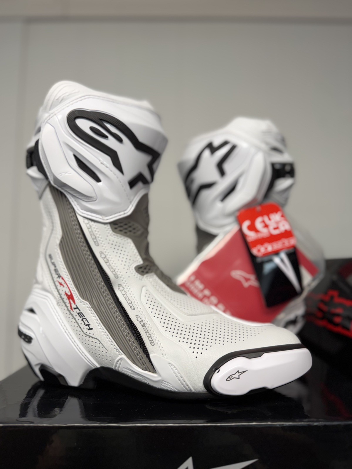 Alpinestars Supertech R Vented Boots 40, 41, 42, 43, 44, 45 White/Gray/Black
