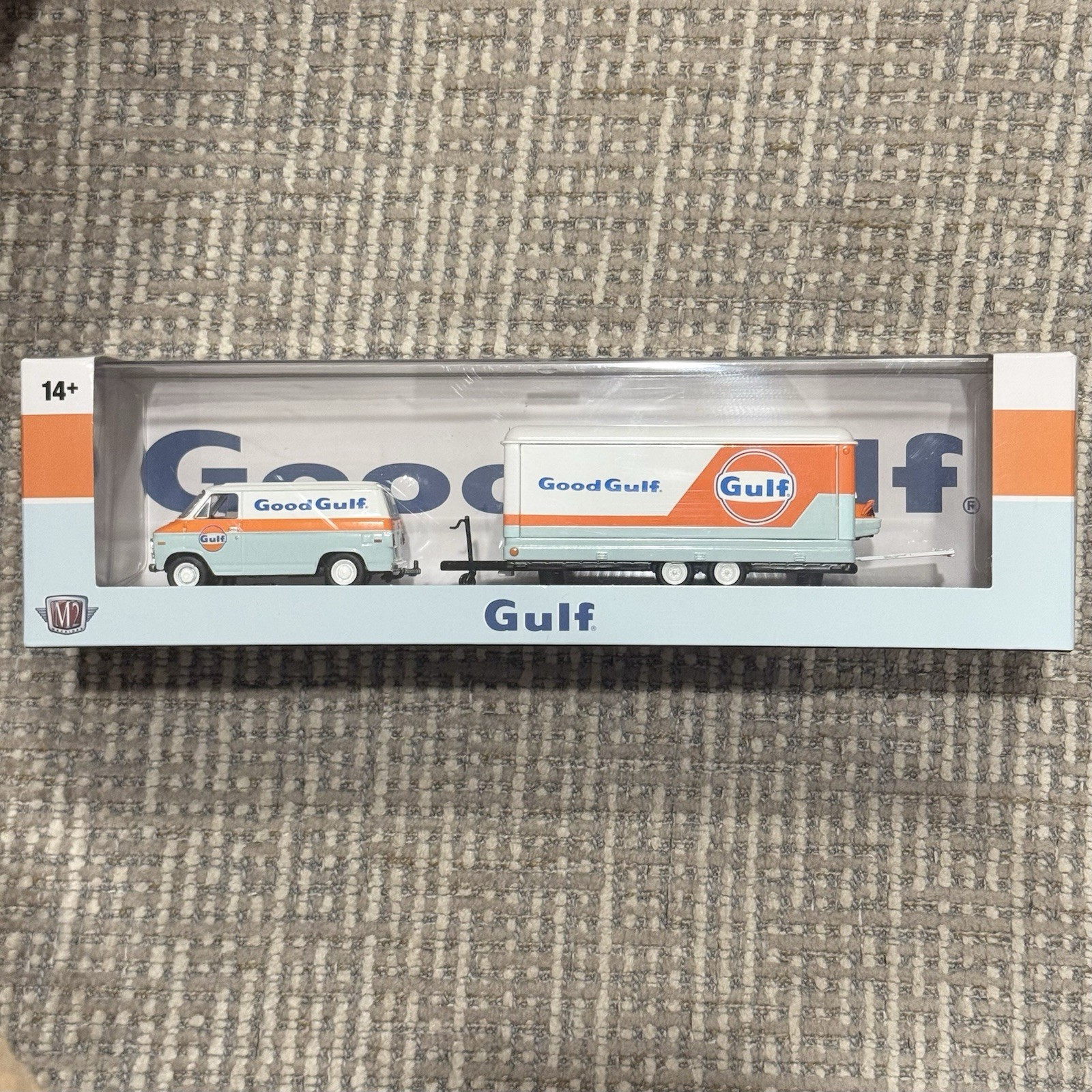 M2 Machines Gulf Oil 1971 Chevrolet Van G10 & 1985 Camaro IROC-Z Hauler Set M2 Machines Gulf Oil 1971 Chevrolet Van G10 & 1985 Camaro IROC-Z Hauler Set