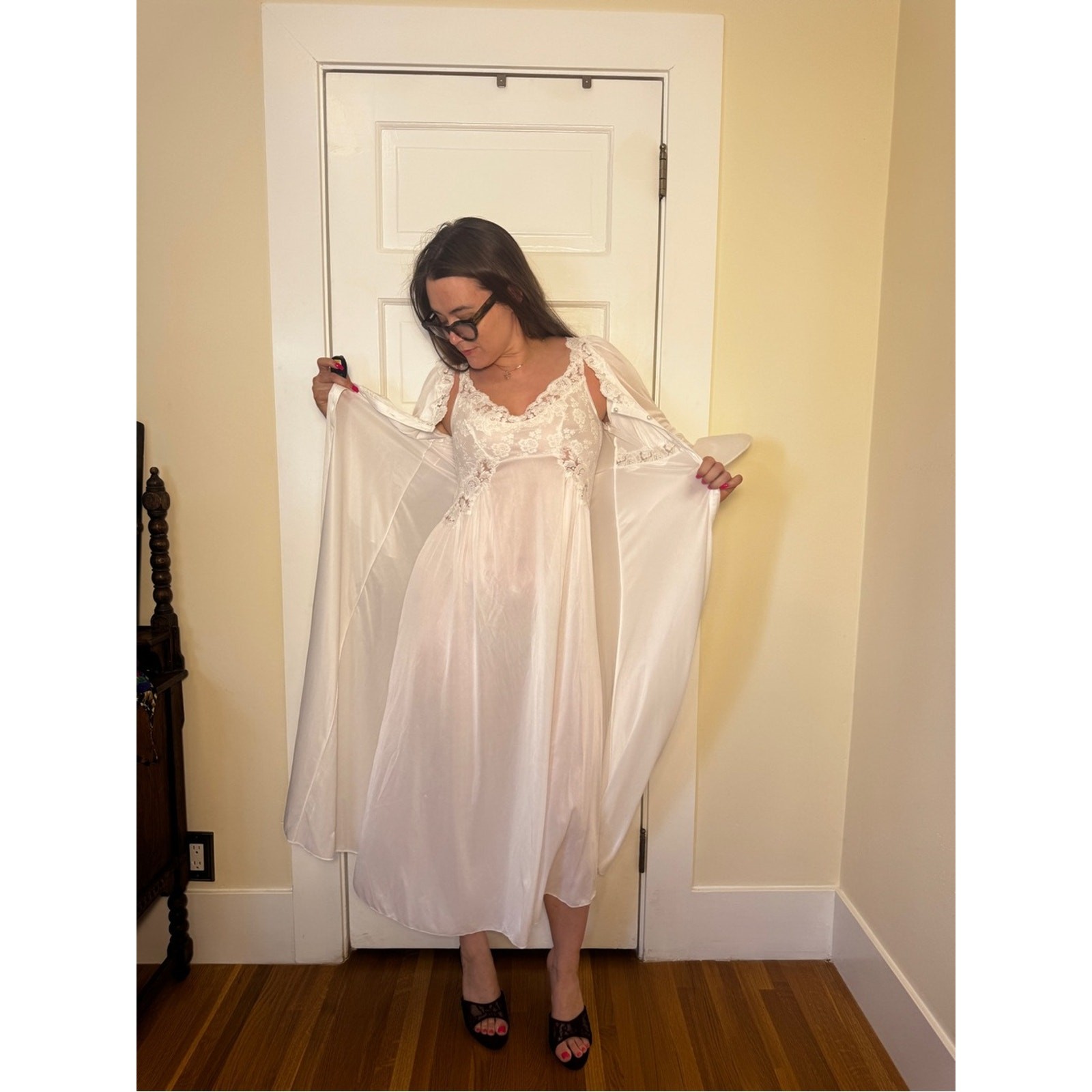70s-80s Vintage White Peignoir Set Bell Sleeves Sz M