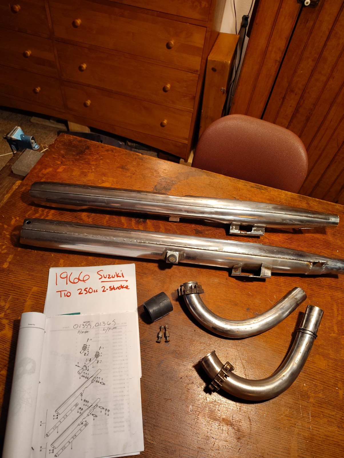 1966 Suzuki T10 250 L/R Exhaust Pipes & Mufflers OG 2 Stroke Vintage Motorcycle 
