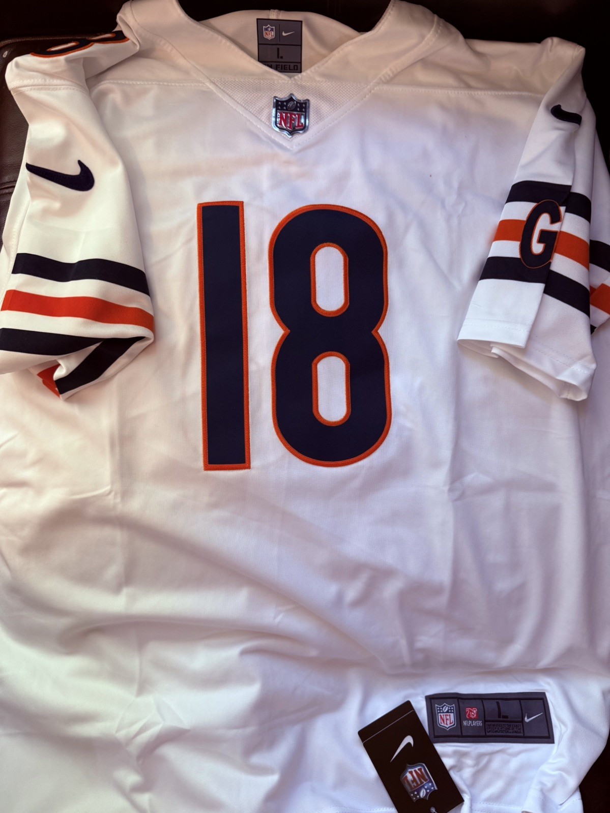 Caleb Williams Men’s White Stitched Bears Jersey XL/XXL Local Pickup Avail. Caleb Williams Men’s White Stitched Bears Jersey XL/XXL Local Pickup Avail.