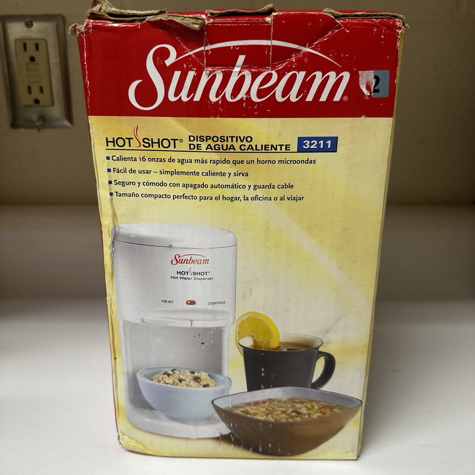Vtg Sunbeam 3211 Hot Shot Fast Water Dispenser 16oz White 1995 Old Stock White