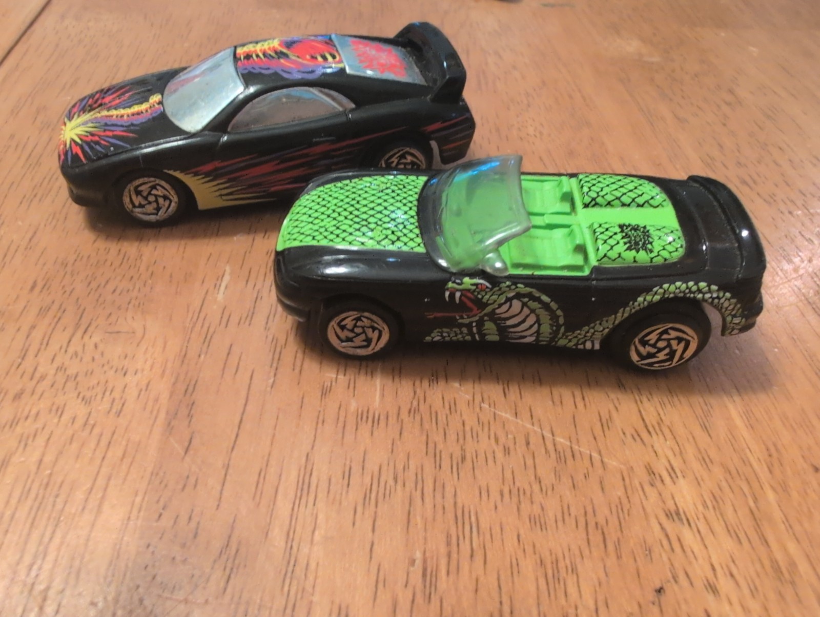 2 Vintage 1996 Hot Wheels Electric Slot Cars Black with Tornado Viper Untested 2 Vintage 1996 Hot Wheels Electric Slot Cars Black with Tornado Viper Untested