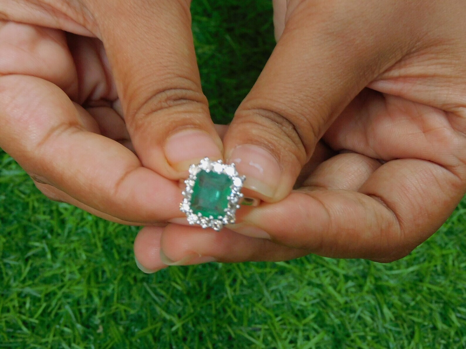 4.55 Ct Natural Emerald Diamond Engagement Wedding Ring 14K White Gold Size 7