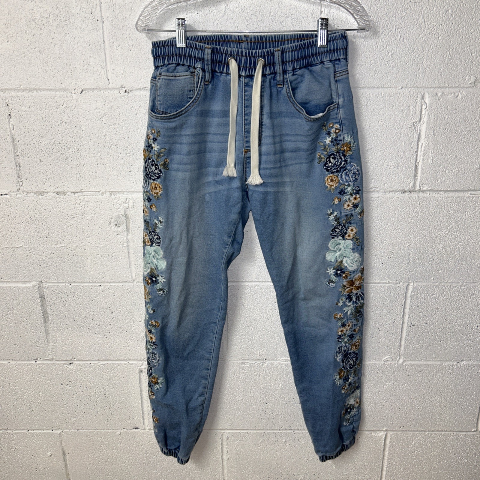 Driftwood Denim Free People Embroidered Pull On Jogger Pants Sz M Floral D2
