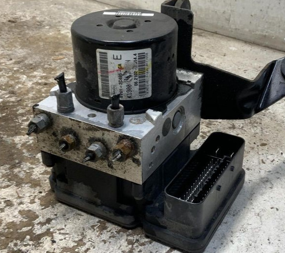 2010-2011 Mazda 3 ABS Pump Assembly OEM W/O Turbo W/O Dynamic Tested Clean Unit
