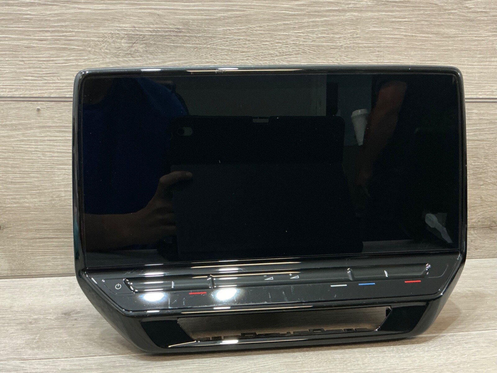 2022-2024 VW ID.4 - 12