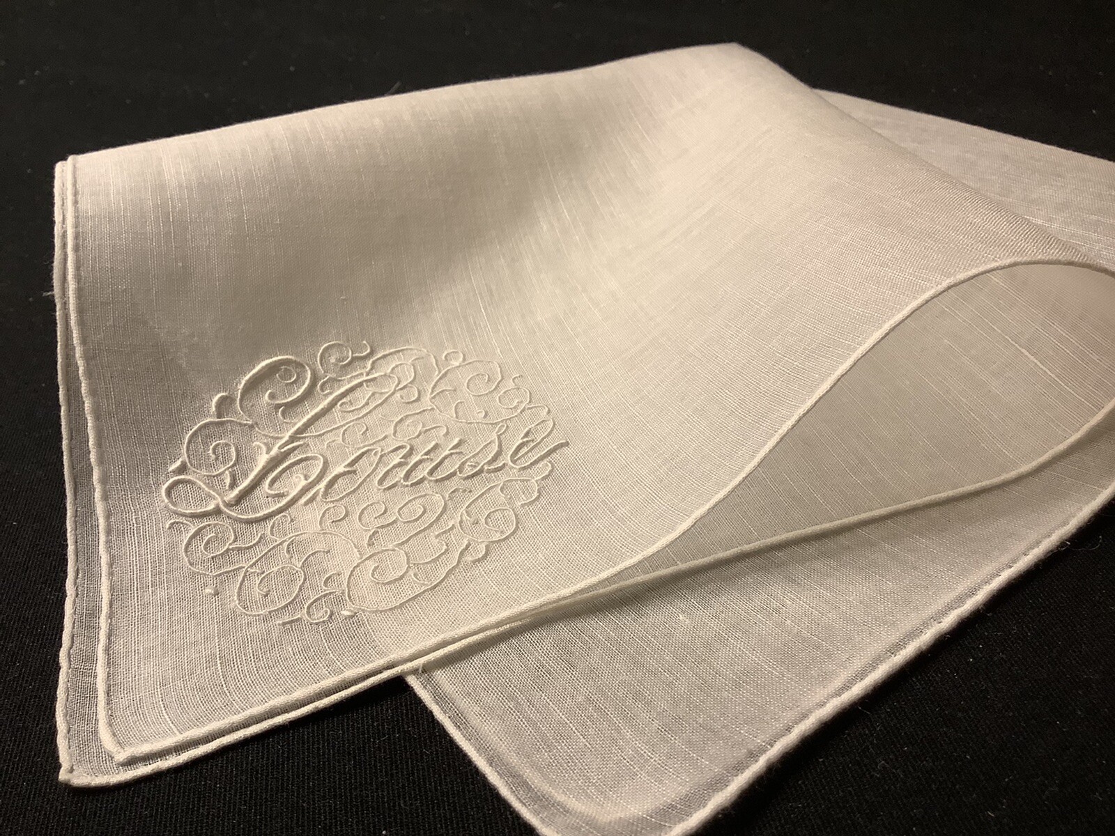 #7958🌟PREMIUM Vintage C1910s French Monogram “LOUISE” Wedding Handkerchief Heir
