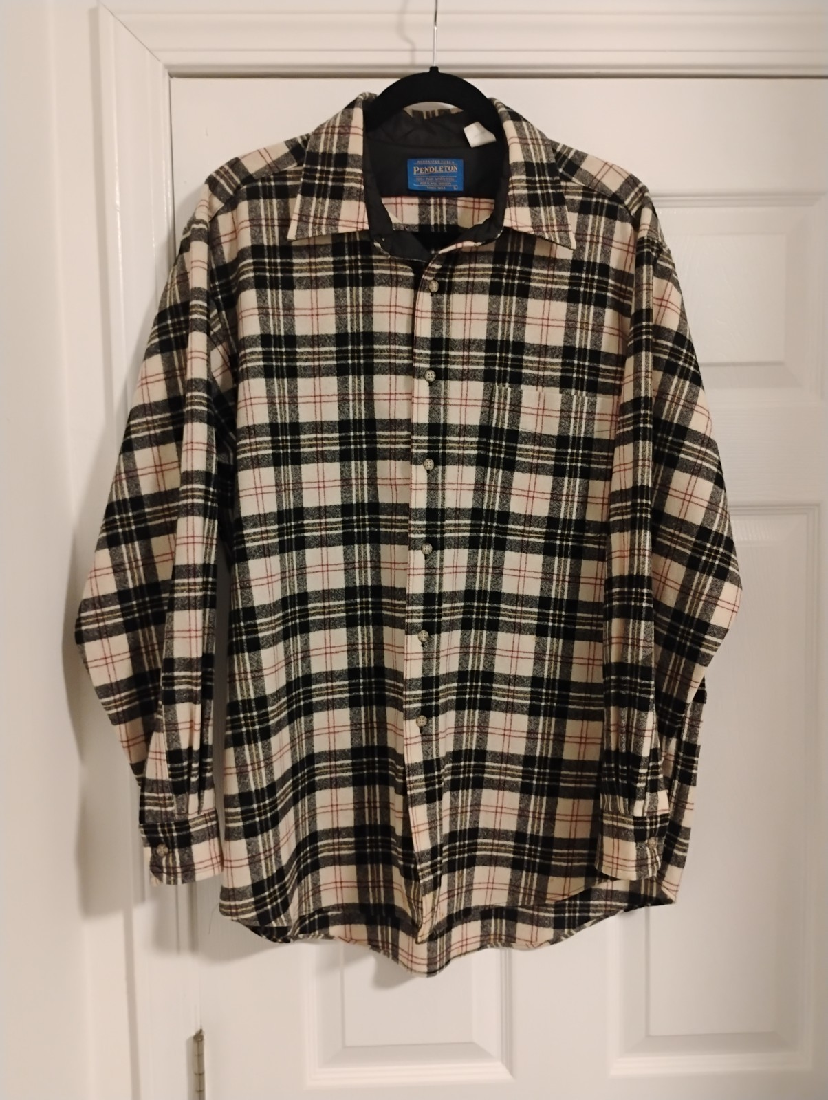 Vtg 50\'s/60\'s Pendleton MacPherson Tartan Black Grey Red Beige Lodge Shirt Sz. L Vtg 50\'s/60\'s Pendleton MacPherson Tartan Black Grey Red Beige Lodge Shirt Sz. L