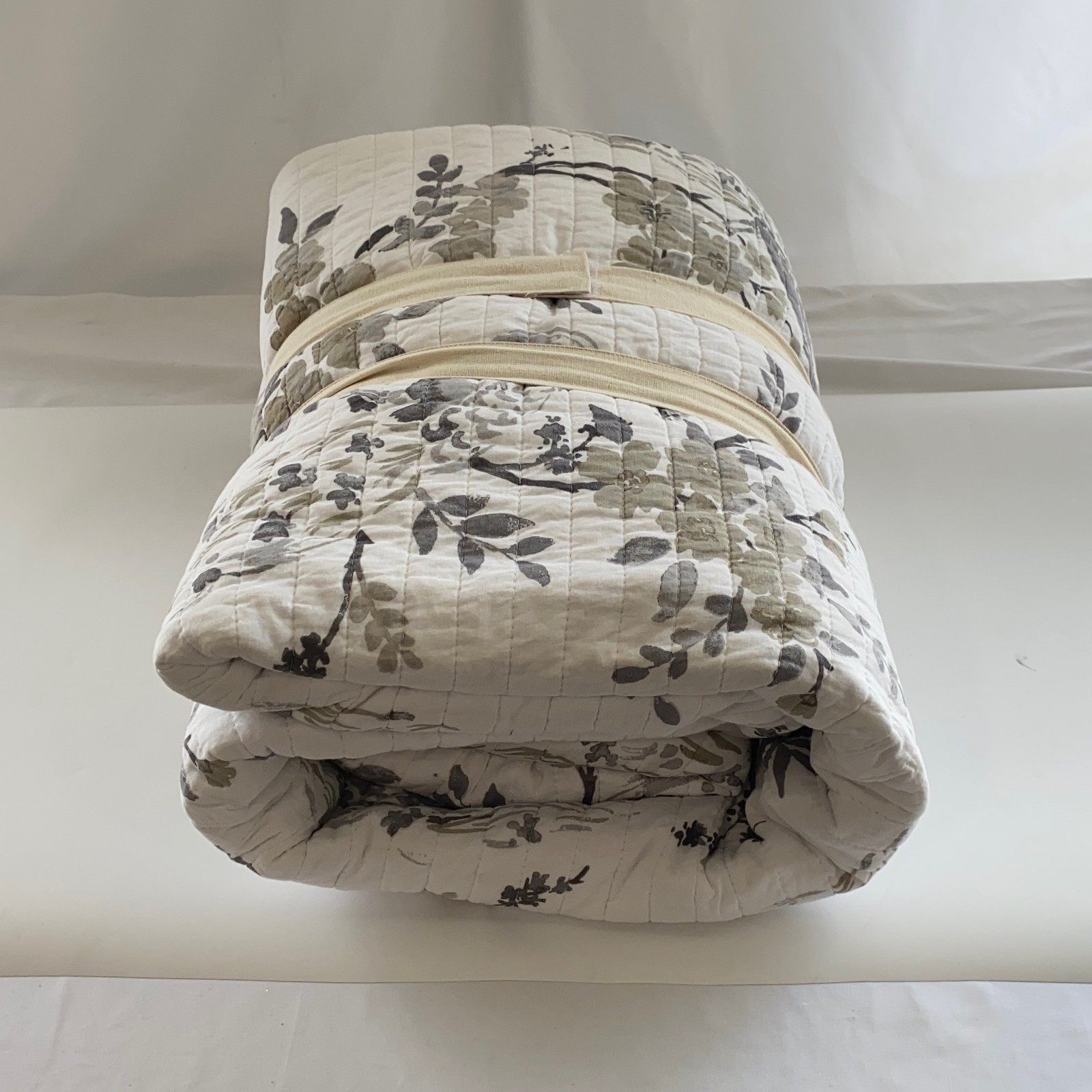 Levtex Home Bird & Floral Quilted Quilt, Full/Queen, White/Gray/Green