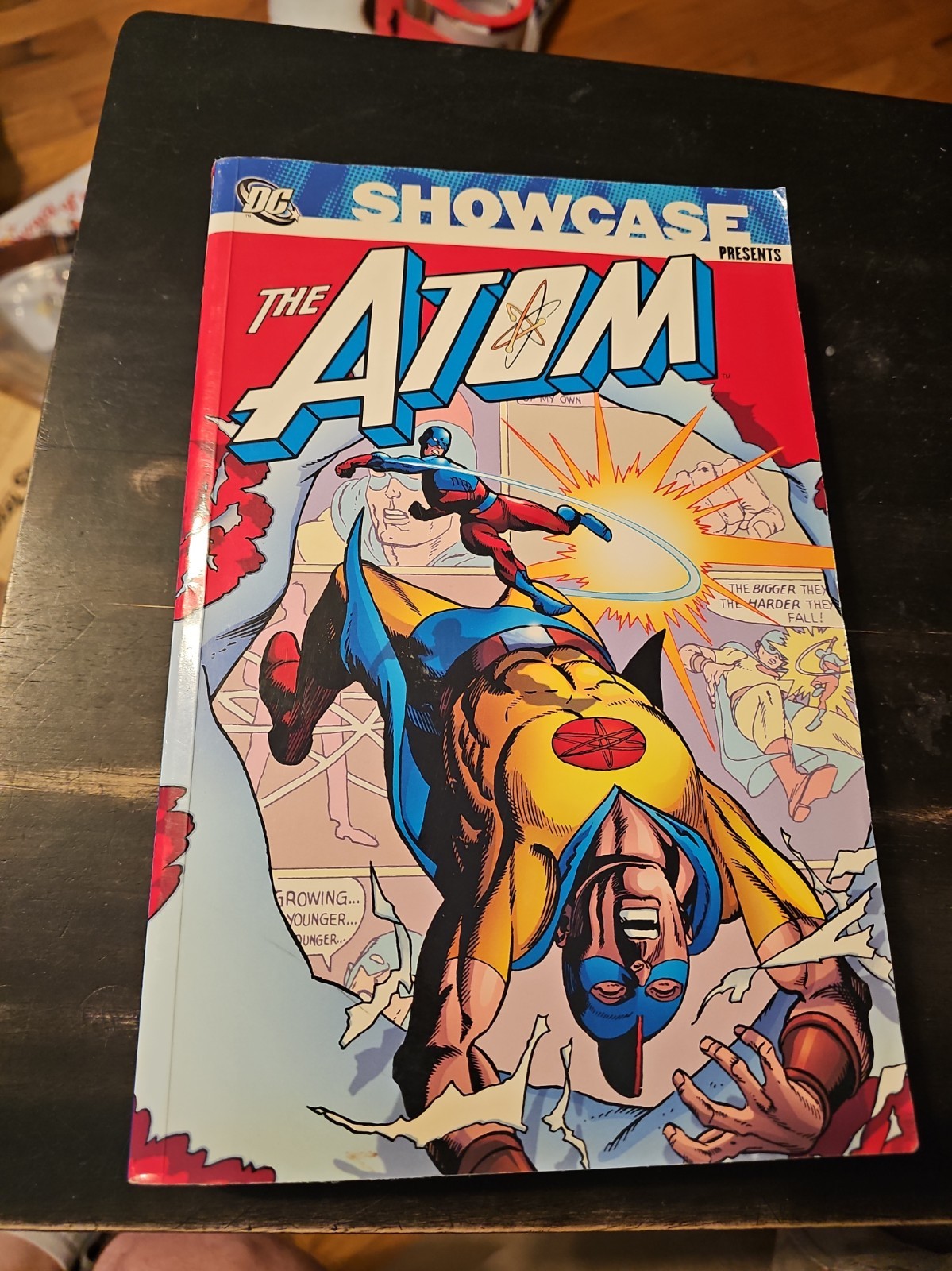 Showcase Presents: the Atom #2 (DC Comics October 2008)
