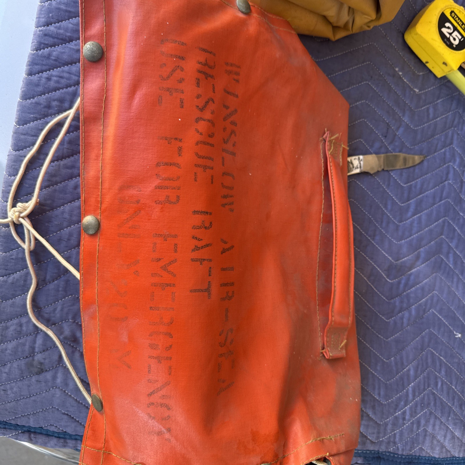 Winslow Air-sea rescue raft 20 m . VINTAGE Winslow Air-sea rescue raft 20 m . VINTAGE