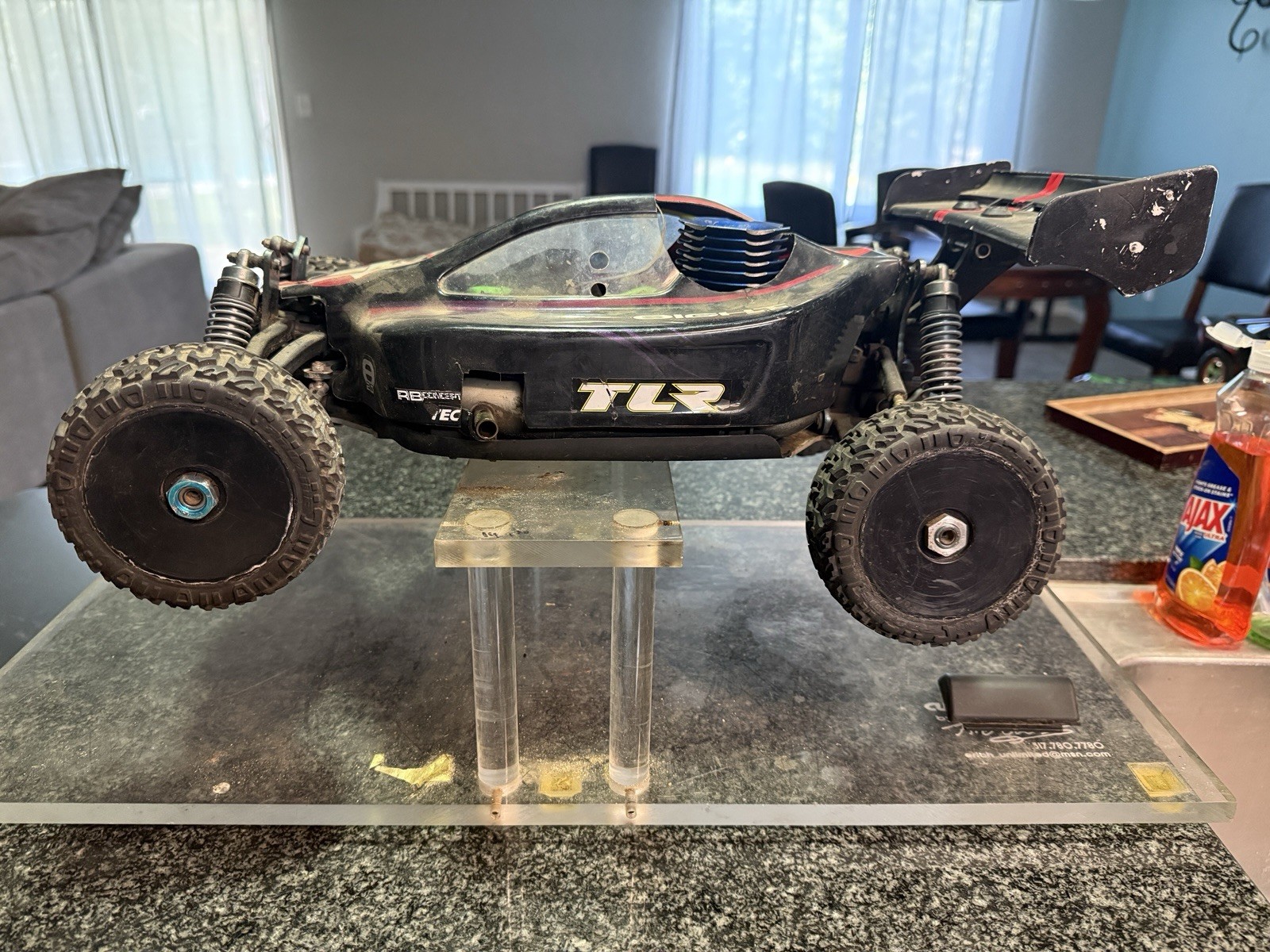 Mugen Seiki MBX-5 Nitro 1/8 4wd Buggy OS VZ-B, V-spec .21  Engine Project
