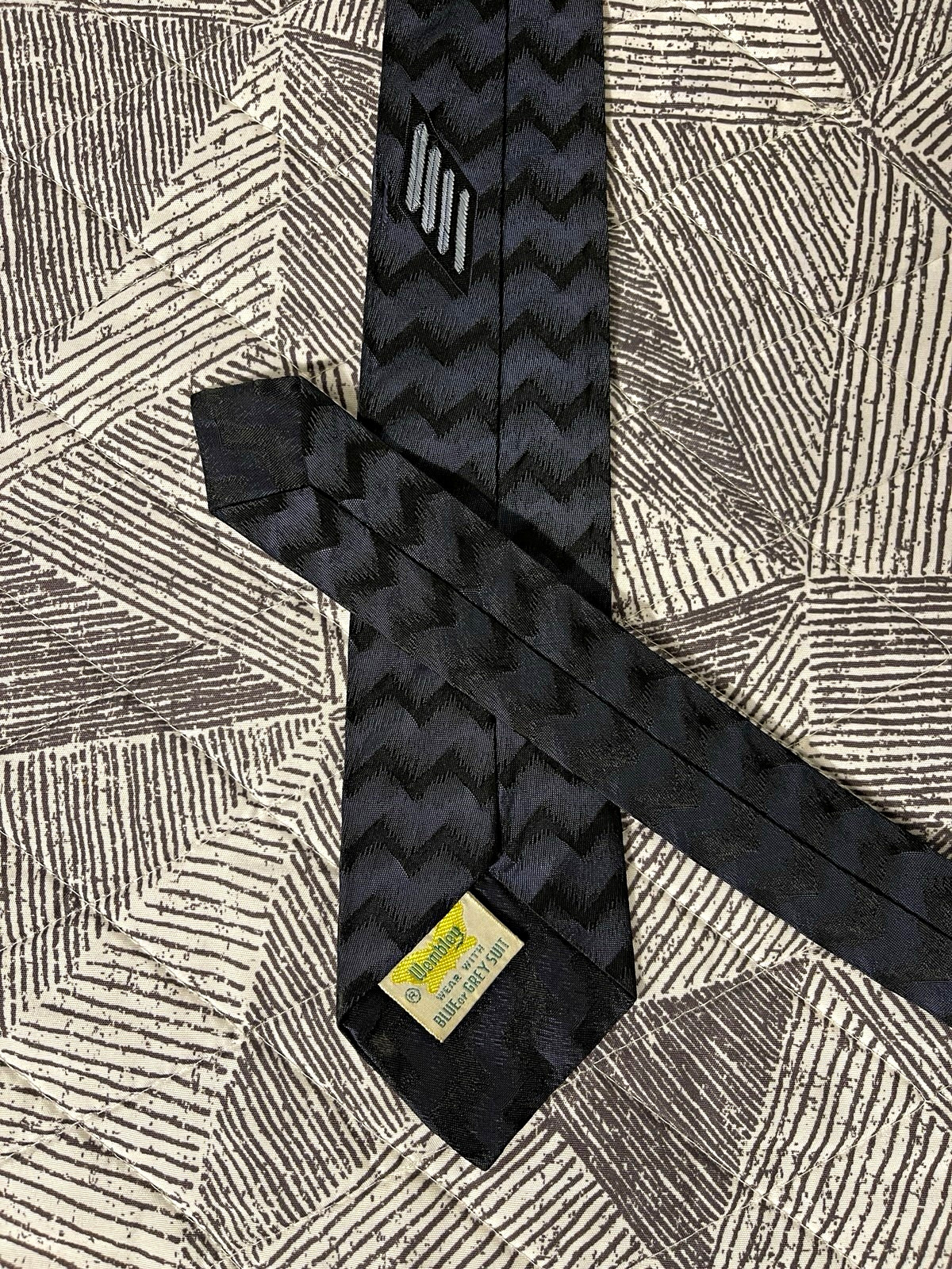 Vintage 60s Wembley Skinny Tie Navy Blue Black Chevron Geometric Mod Necktie