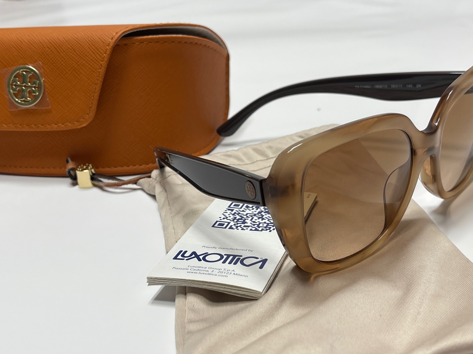 Tory Burch Milky Brown Tortoise Light & Dark Brown Gradient Sunglasses w/ Case
