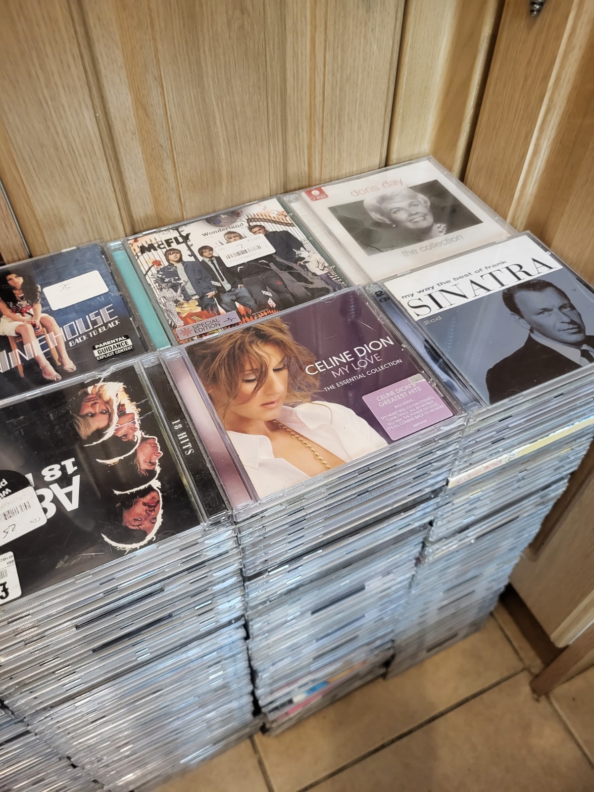 JOBLOT 100  x VARIOUS MIXED GENRE CD ALBUMS POP , JAZZ , FOLK  **READ LISTING**