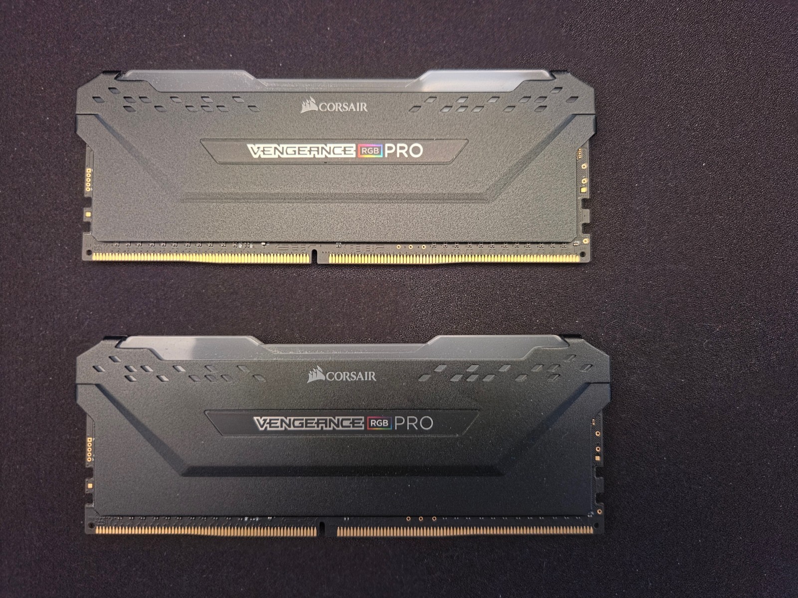 Corsair Vengeance RGB Pro 16GB (2x8GB) RAM DDR4 3200MHz CMW16GX4M2C3200C16