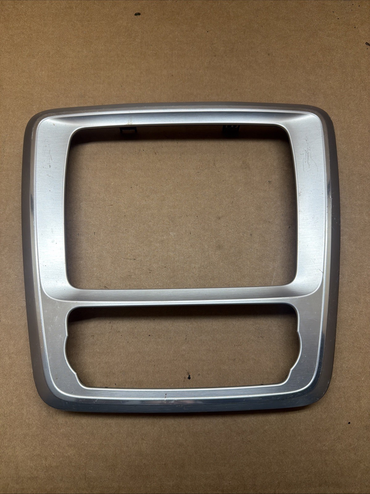 2013-2016 GMC Acadia Radio Dash Bezel OEM 22846347