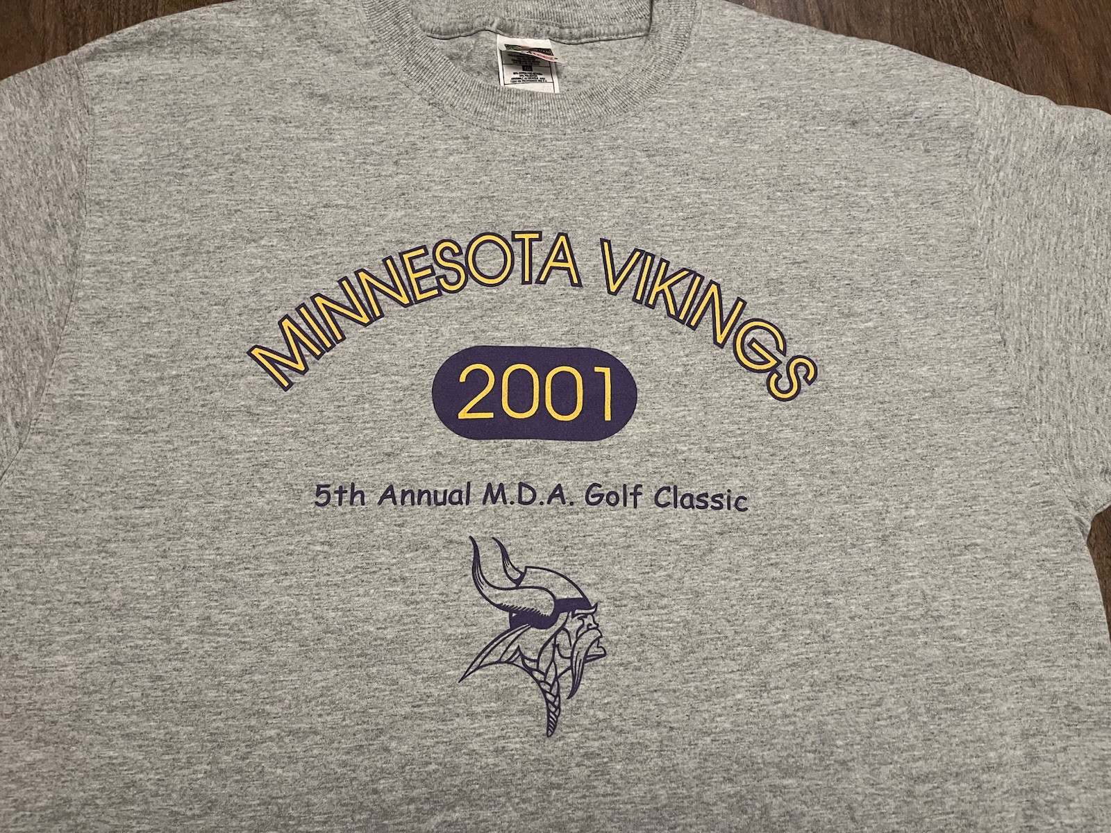 Vintage 2001 Minnesota Vikings MDA Golf Classic 9/11 Memorial T-Shirt XL Gray