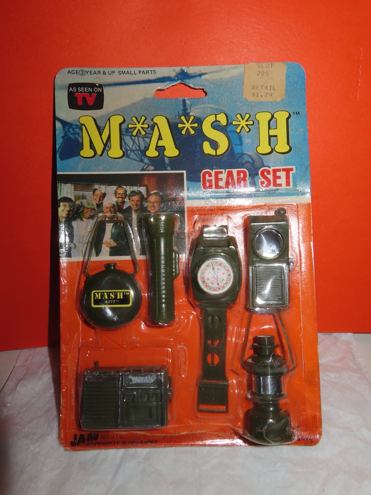 vintage 1981 M*A*S*H Gear Set (No. 156) manufactured by JA-RU Toys-  Bubbling