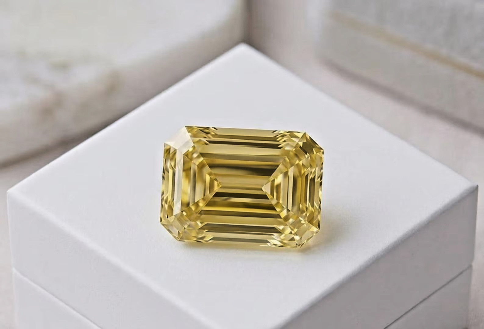 Loose 3 Ct Emerald Cut Lab Grown CVD Diamond VVS1 Yellow Color Certified Stone