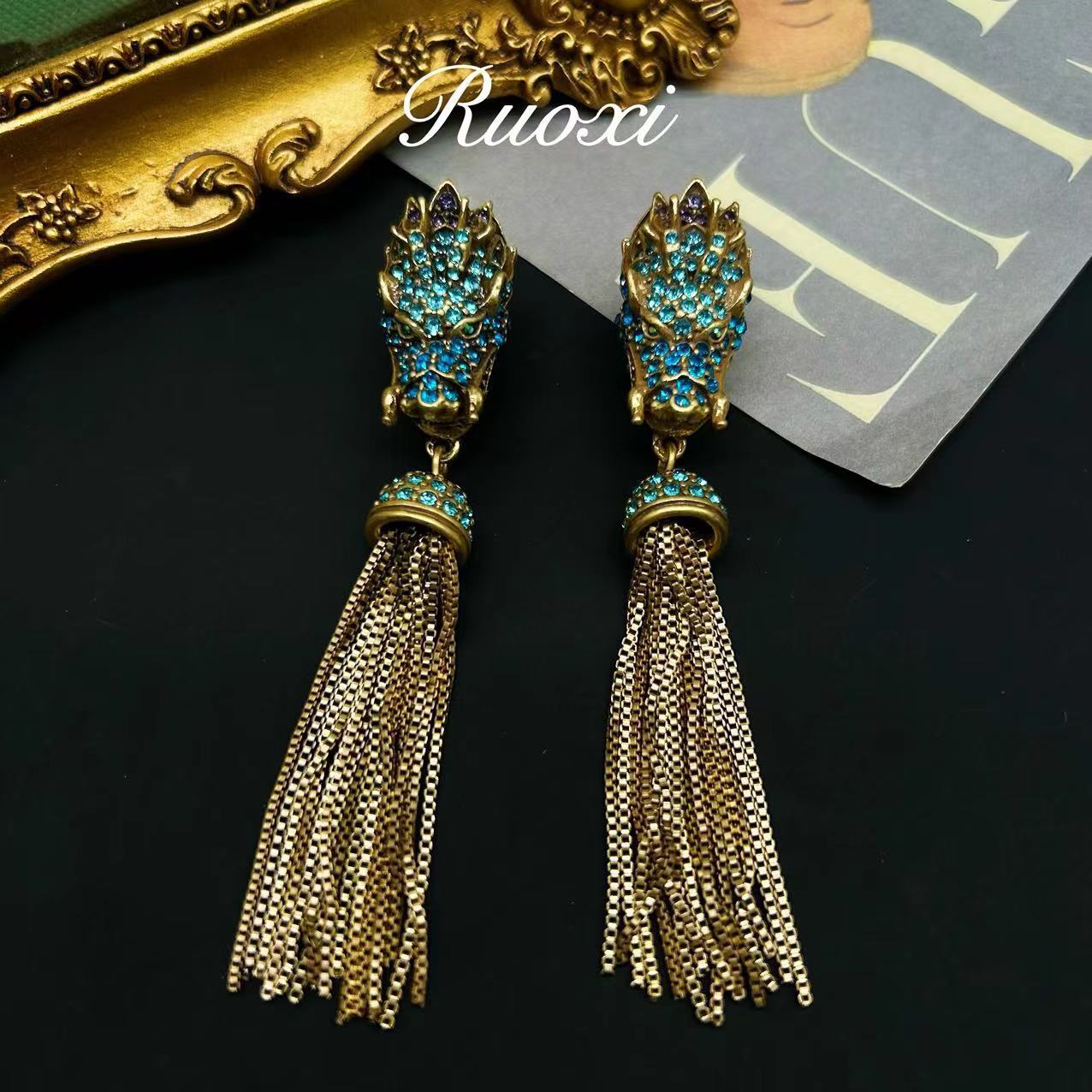 Vintage Dragon Animal Blue Tassel Rhinestone Vintage Earring Necklace Set Vintage Dragon Animal Blue Tassel Rhinestone Vintage Earring Necklace Set