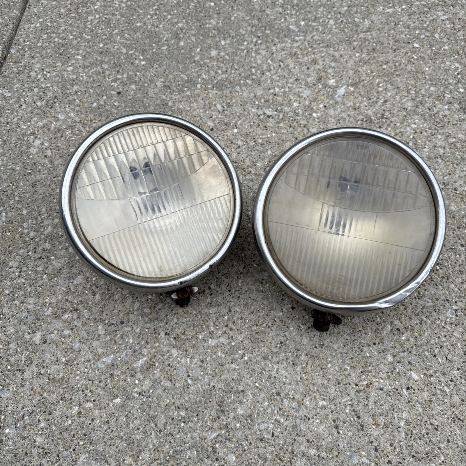 Pair 1928-1931 Ford Model A AA headlamps headlights Twolite