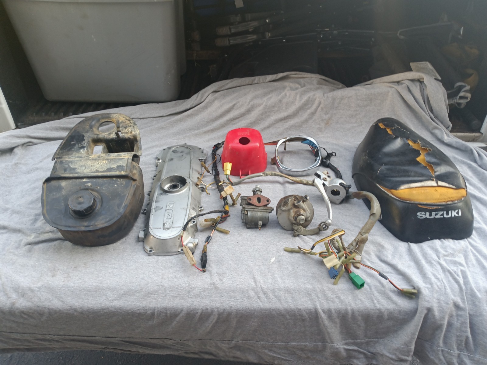 Suzuki FA50 FA 50 Parts Lot seat wiring harness sidecover brake plus