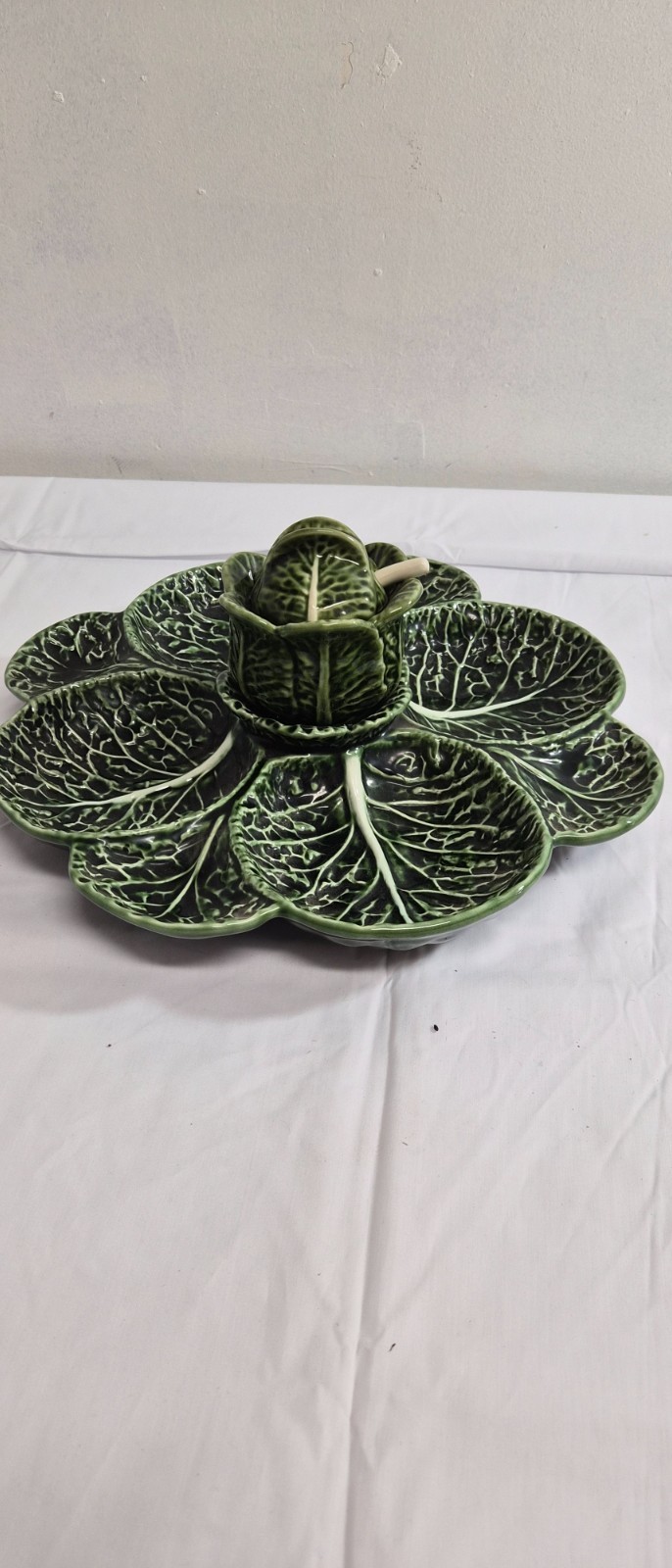 Vintage Subtil Portugal green cabbage leaf 13.5 inch Majolica P15 dip server Vintage Subtil Portugal green cabbage leaf 13.5 inch Majolica P15 dip server