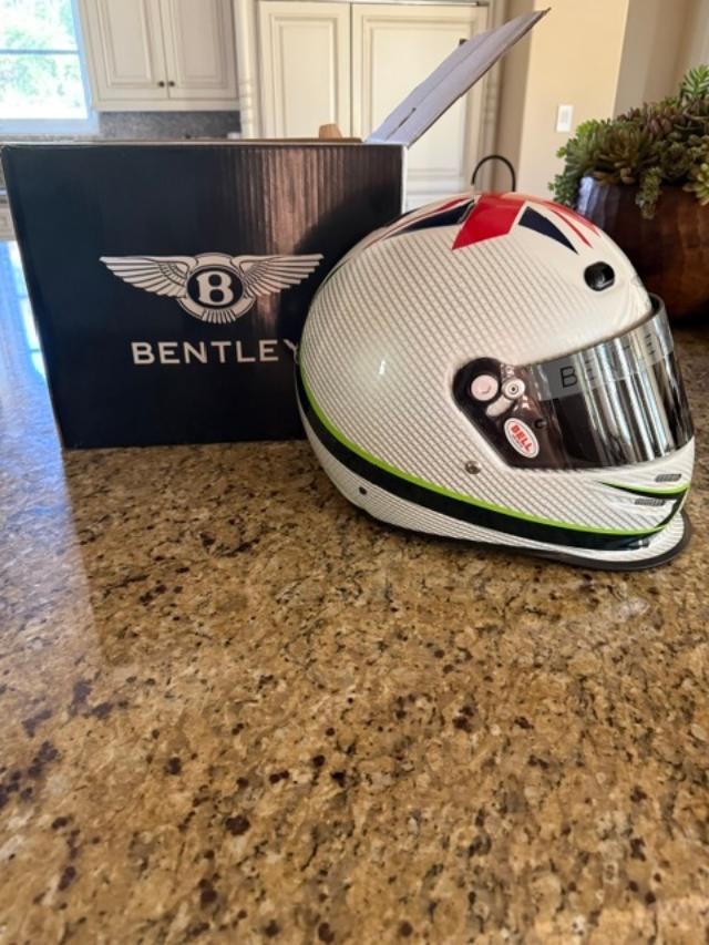 Ultra-Rare Bentley Continental GT3-R Limited Edition Racing Helmet #31/99 - Mint Ultra-Rare Bentley Continental GT3-R Limited Edition Racing Helmet #31/99 - Mint