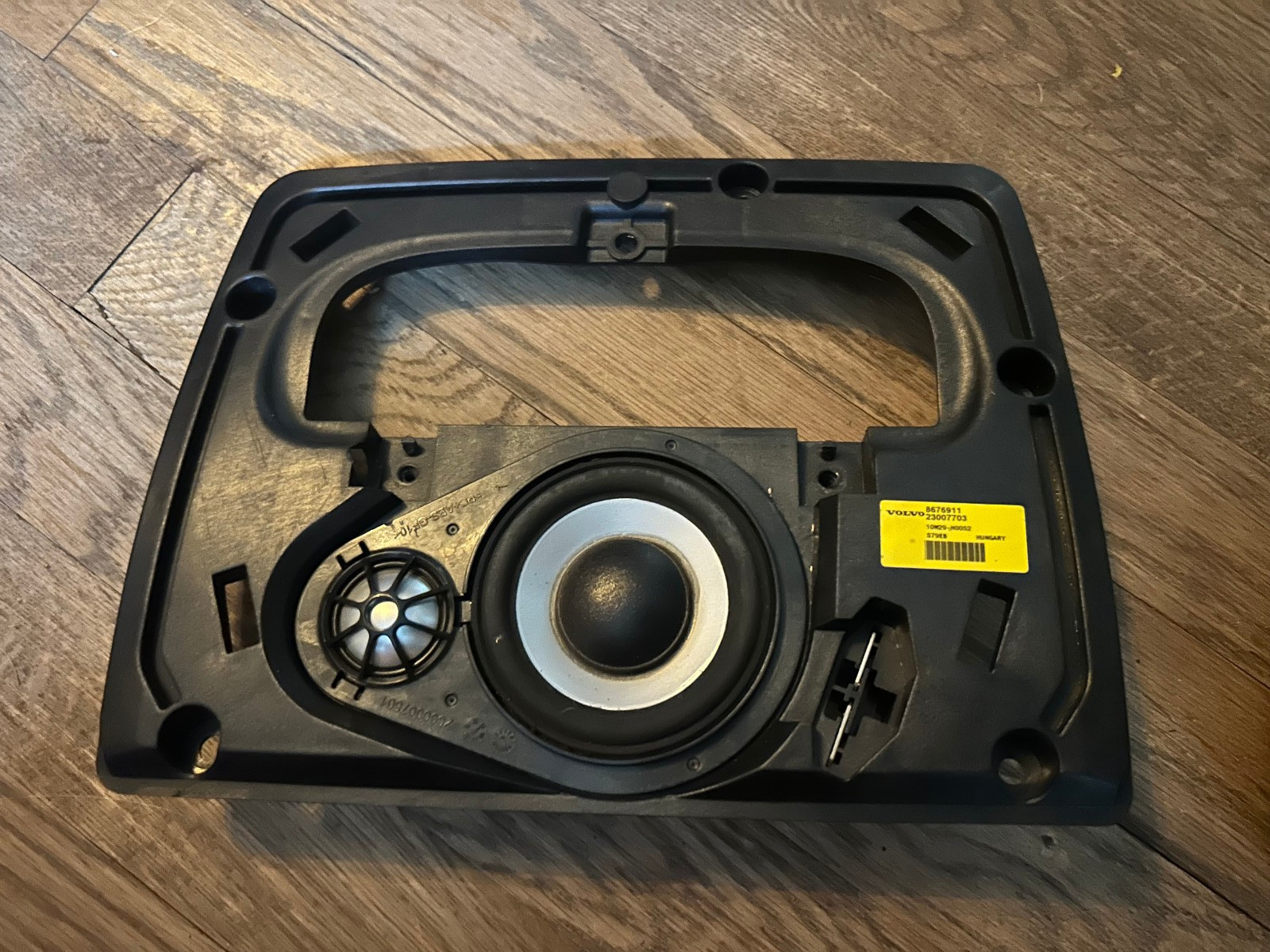 Volvo XC90 03-14 Premium Sound Center Dash Speaker Oem Volvo XC90 03-14 Premium Sound Center Dash Speaker Oem