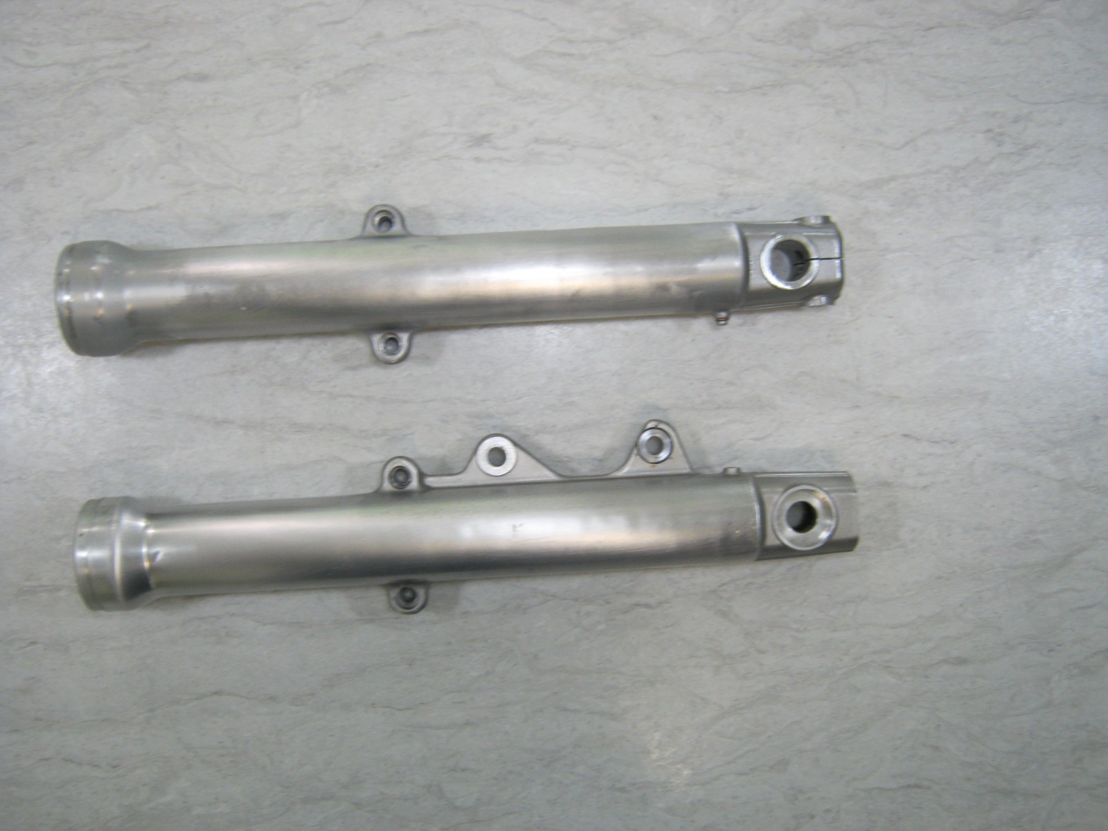 Harley Davidson OEM 39MM Sportster Dyna FXR Lower Fork Sliders
