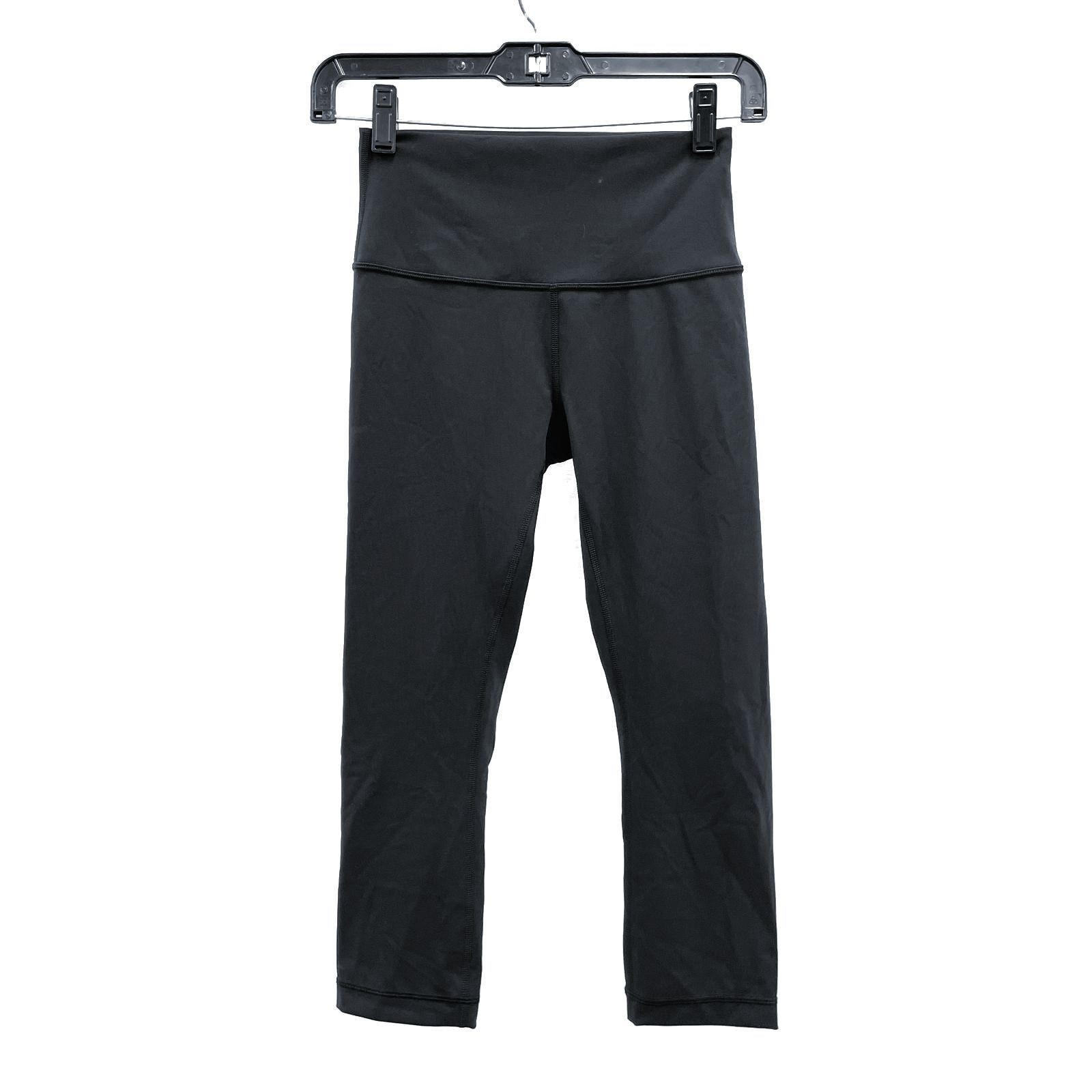 Wmns LULULEMON Solid Black Wunder Under Crop High Rise Athletic Leggings Sz 6