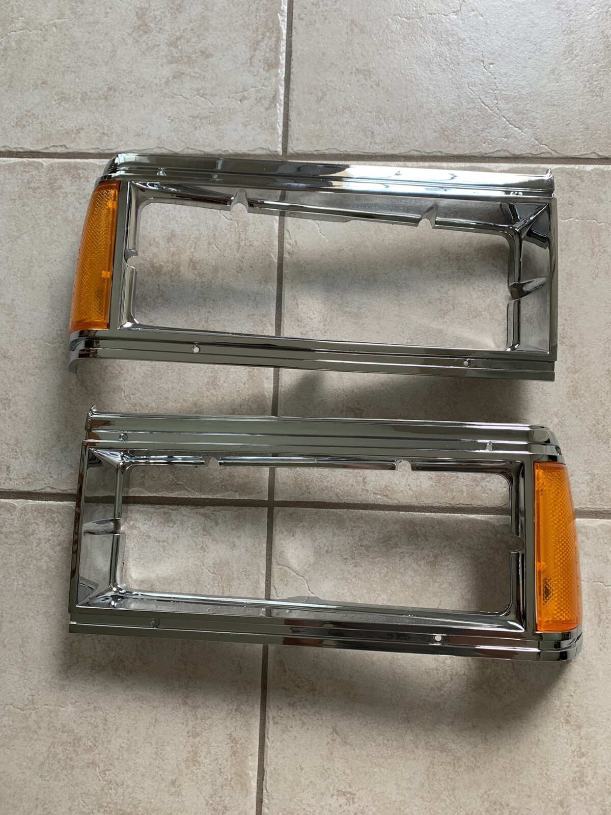 NEW PAIR Chevrolet Caprice Head Light Chrome Bezel W/ Turn Lens 1981 - 1985 NEW PAIR Chevrolet Caprice Head Light Chrome Bezel W/ Turn Lens 1981 - 1985