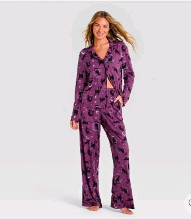 Hyde and EEK Boutique Women\'s Halloween Jersey Notch Collar PJ Set Purple M