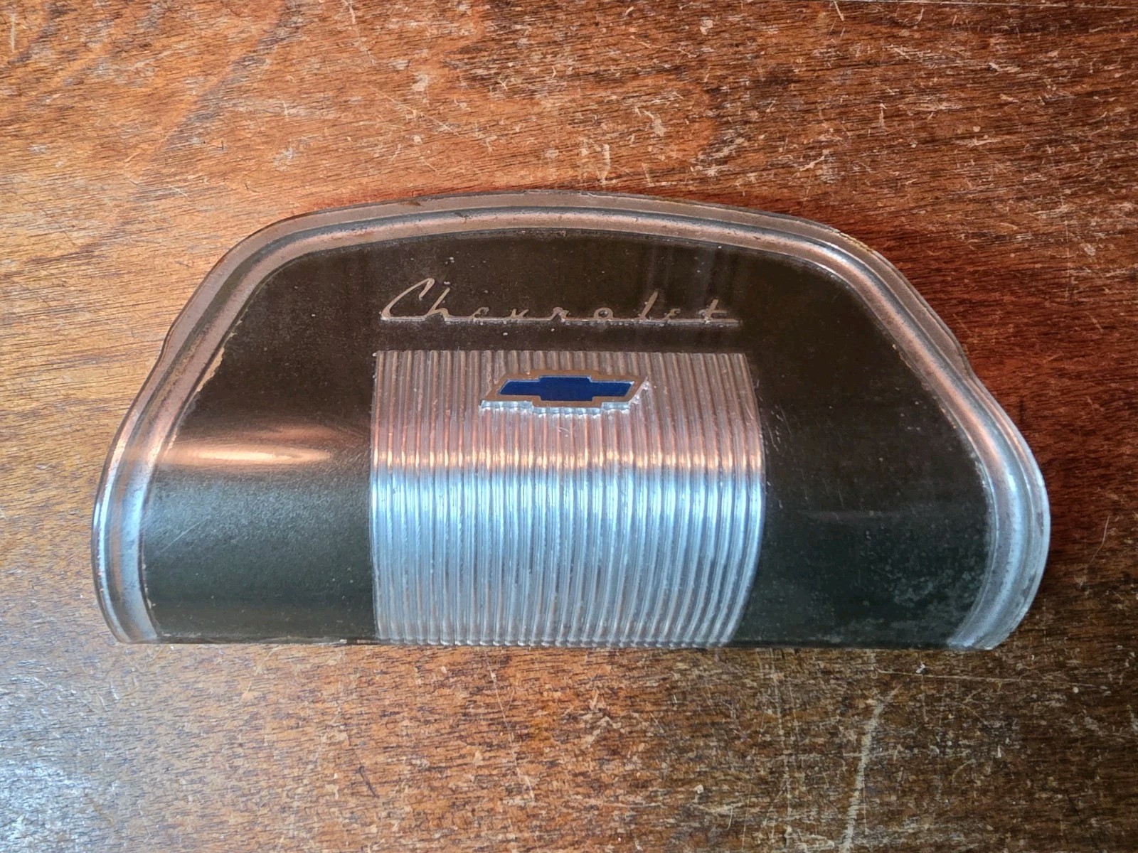 Original Rare GM 1949-1950 Chevy Accessory Steering Wheel Horn Button Deluxe