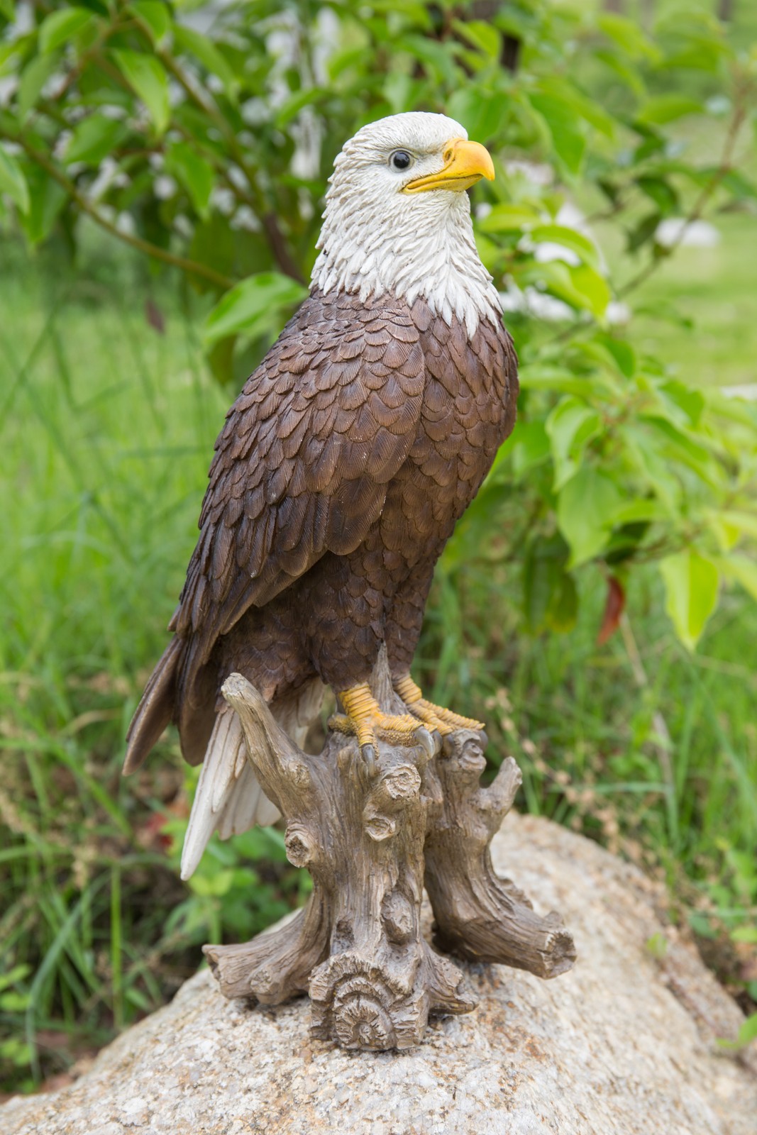 Bald Eagle on Stump 15IN/27IN H Option Garden Statue Decor Home Decor Sculpture