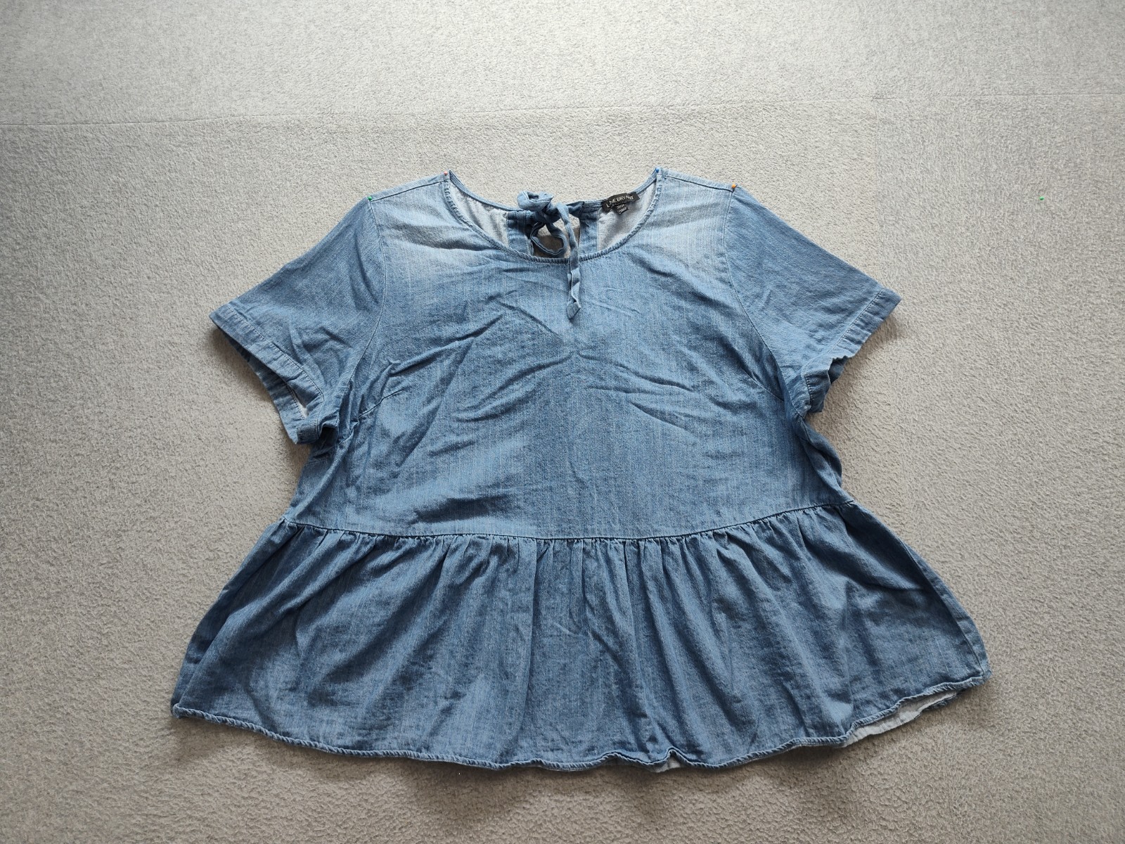 Lane Bryant Women Peplum Blouse Top 22/24 Light Blue Short Sleeve Crew Neck City