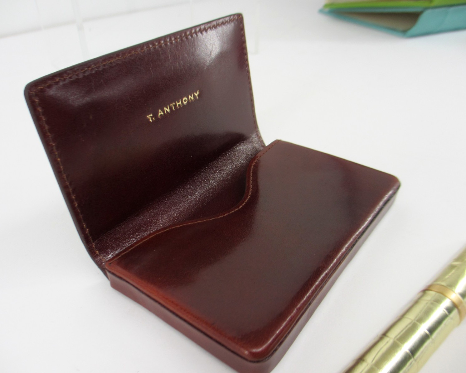 T. Anthony Leather Hard Card Case Magnetic Closure T. Anthony Leather Hard Card Case Magnetic Closure
