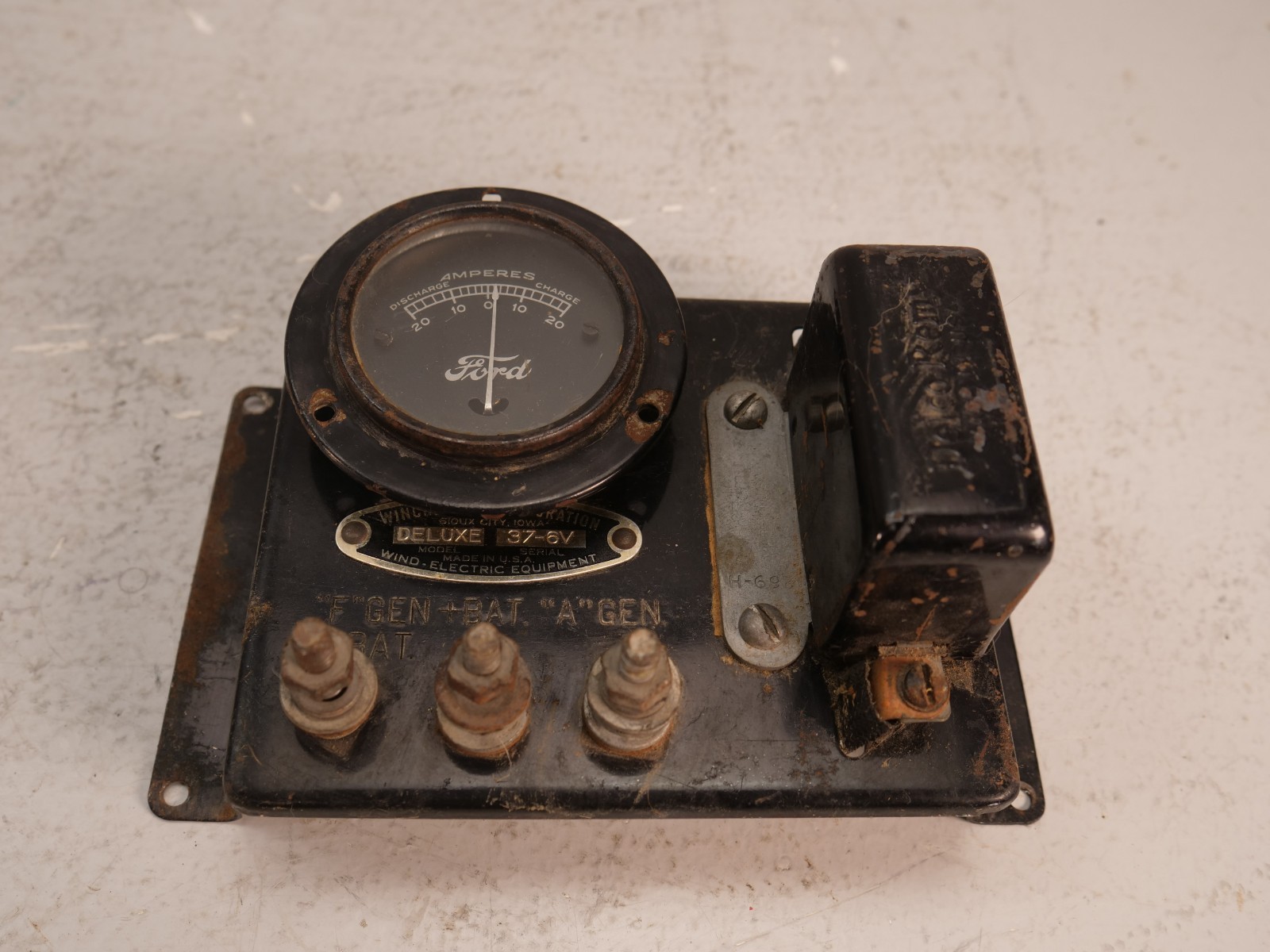 Vintage Antique Ford Model T Generator Battery Tester Wincharger 37-6V TESTED Vintage Antique Ford Model T Generator Battery Tester Wincharger 37-6V TESTED