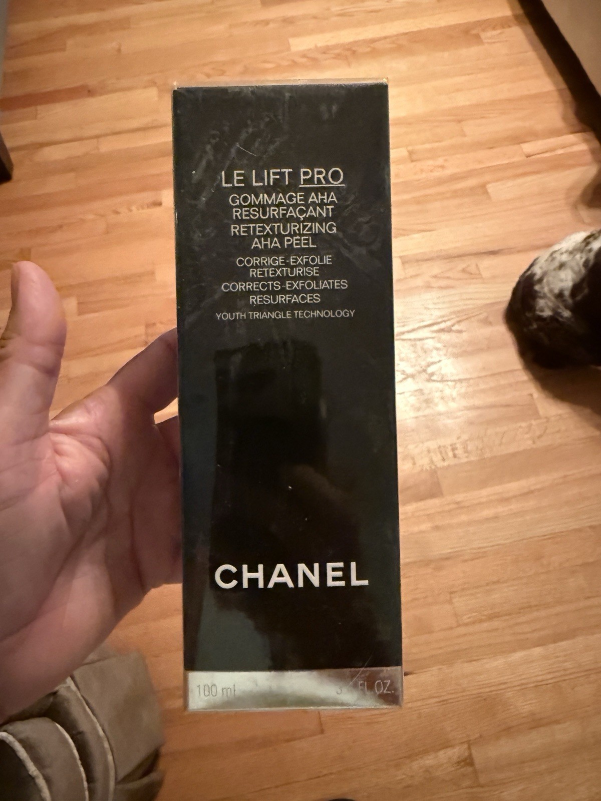 CHANEL LE LIFT PRO Retexturizing AHA Peel for Face 100 ml / 3.4 fl oz CHANEL LE LIFT PRO Retexturizing AHA Peel for Face 100 ml / 3.4 fl oz