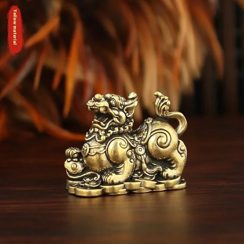 45mm Exquisitely Chinese Brass PI Xiu Hancarved Retro Tea Pet Home Decoration